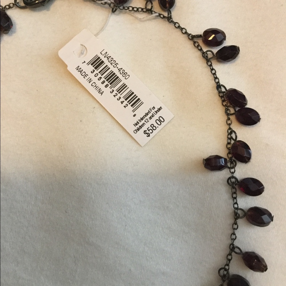 Choker style necklace